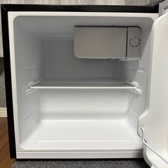 【ジャンク】アイリスプラザ 冷蔵庫 47L ウッド 幅47cm PRC-B051D-M 直冷式 1ドア 右開きの画像