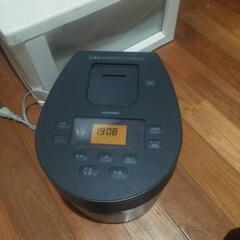 新品　炊飯器