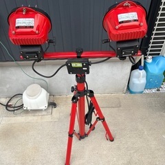 伸縮三脚スタンド2灯ハロゲン投光機の画像