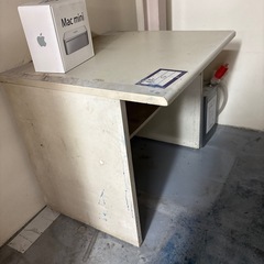 作業机　デスク