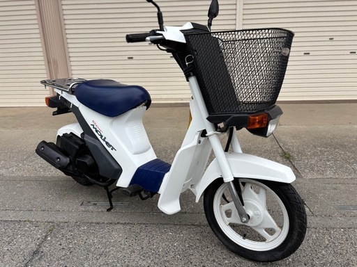 ⭐️走行少ない2.200km❗️スーパーモレ50快速2ストモデル⭐️バッテリー・プラグなど新品交換済み⭐️50cc原付スクーター⭐️