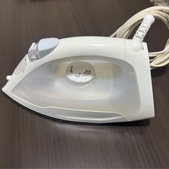 スチームアイロン　ニトリ