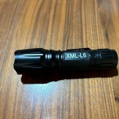 XML-L6 LED懐中電灯 Msiiroon、電池無し