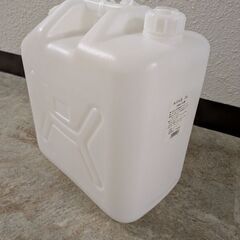 （受渡予定者様決定）水入れ缶　　２０リットル
