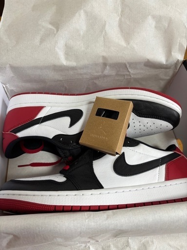 完売品　
Nike エアジョーダン 1 Retro Low OG Black Toe