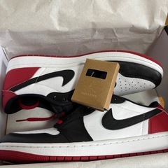 完売品　
Nike エアジョーダン 1 Retro Low OG Black Toeの画像