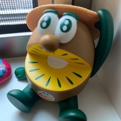 引き取り決定キュウイ　キャラクター