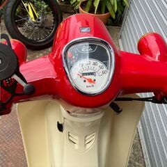 ホンダ　スーパーカブ５０　２０１９年式　ＡＡ０９　６０周年記念モデル　ダブルシート　ノーマル有 諸費用内訳は販売証明書５，５００円、自賠責１２か月６，９１０円です！の画像