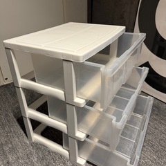 収納ボックス3段の画像