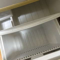 冷蔵庫（ドアパッキン不良）　無料ですの画像