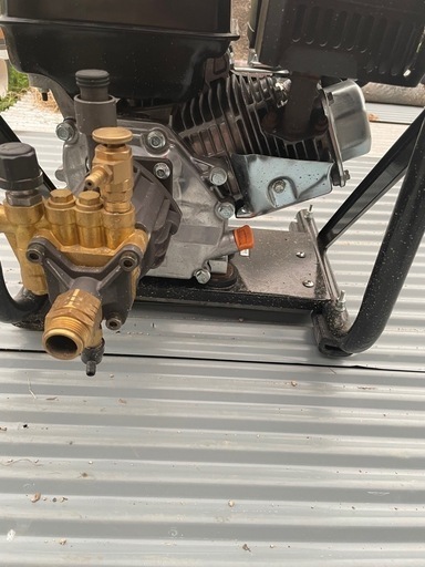 KOSHINエンジン式高圧洗浄機