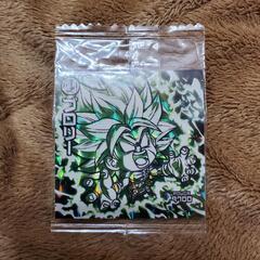 【売れなくても値下げ不可】新品未開封 超貴重 ドラゴンボール超 ブロリー 暗い所で光るシークレットカードの画像