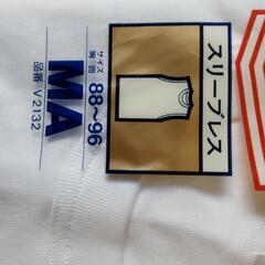 ノースリーブ下着の画像