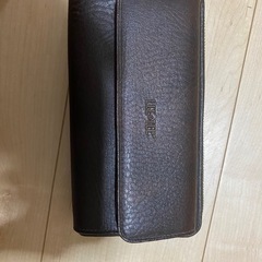 LEE&TEEベトナムから財布の画像
