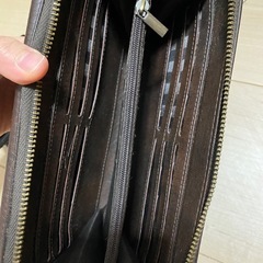 LEE&TEEベトナムから財布の画像