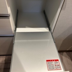 【値下げしました】食器棚　ホワイト　食器３段調整の画像