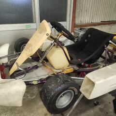 レーシングカート エンジン100cc？
