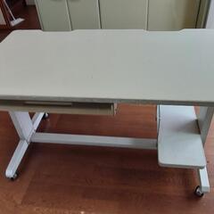 パソコンデスク