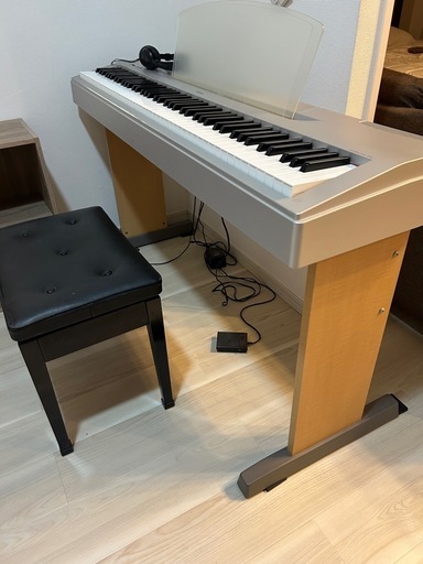 YAMAHA 電子ピアノ 88鍵 椅子&カバー&ヘッドホン付き