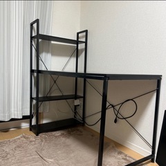 システムデスクの画像