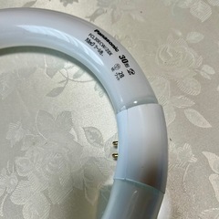 パナソニック　パルック丸型蛍光灯　FCL30ECW/28X F2/2K　クール色　30形　2本入り　FCL30ECW28XF22K　在庫限りの画像
