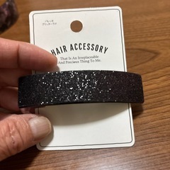 【譲り先決まりました】
ヘア留め4個セットでの画像