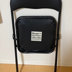 ニトリ折り畳み椅子の画像