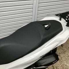 ホンダ  ＰＣＸ１６０　ＡＢＳ　　２０２３年式　ＫＦ４７　ロングスクリーン　デイトナ製リアキャリア ご来店前にはご連絡・ご予約をいお願いいたします！０４８－４２０－９５３５まで♪の画像