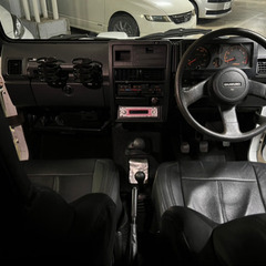 スズキ ジムニー JA11 4WD MTの画像