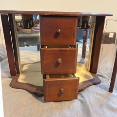 アクセサリーボックスの画像