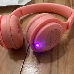ほぼ新品　Bluetooth ヘッドホンの画像