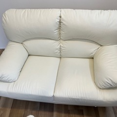 【取引者決定済み】オットマン付きの画像