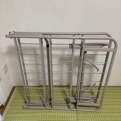【引き取り】タンスのゲン　折りたたみ パイプベッド　グレーの画像