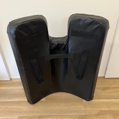 空手　格闘技　ミットの画像
