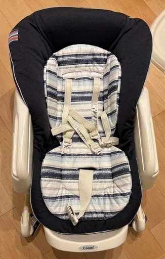 ネムリラ4キャスAT 電動ベビーベッド