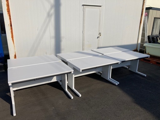 【OF-30】美品 23年製 KOKUYO コクヨ オフィスデスク 横幅120cm 平机 ワークデスク ホワイトスチール 事務机 OA