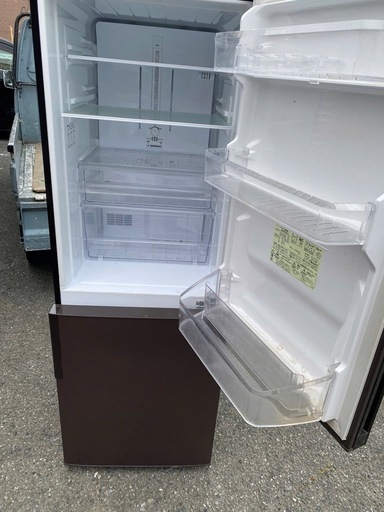 NO B252 ?福岡市内配送設置無料✨?シャープ SHARP プラズマクラスター冷蔵庫 （271L・右開き） ブラウン系/ダークウッ