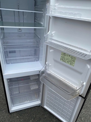 NO B252 ?福岡市内配送設置無料✨?シャープ SHARP プラズマクラスター冷蔵庫 （271L・右開き） ブラウン系/ダークウッ