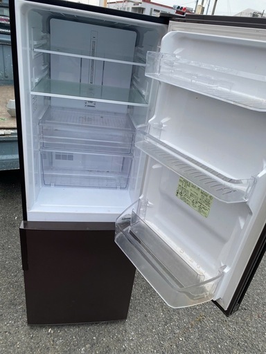 NO B252 ?福岡市内配送設置無料✨?シャープ SHARP プラズマクラスター冷蔵庫 （271L・右開き） ブラウン系/ダークウッ