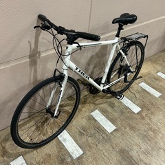 TREK FX3 クロスバイクの画像