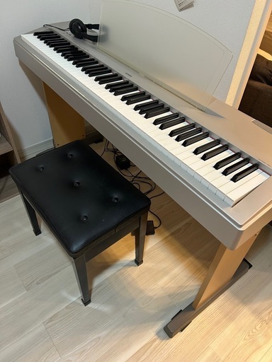 YAMAHAホワイト 88鍵 電子ピアノ 椅子付き YAMAHA P-S500WH ホワイト 電子ピアノ 88鍵盤 専用スタンド