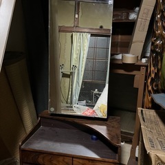 　引き取ってください　ドレッサーの画像