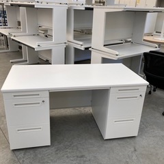 【OF-32】美品 横幅140cm 両袖机 スチールデスク ホワ...