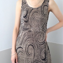 90s sleeveless pleated dressの画像