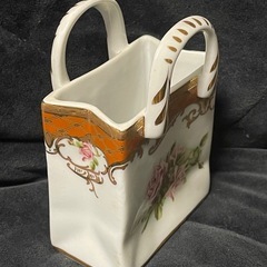 バッグ型 置物 陶器　小物入れ　一輪挿し　薔薇柄　FINE PORCELAINの画像