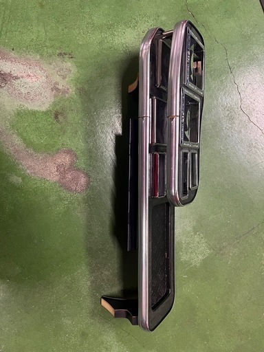 200系クラウン　ギャルソンテーブル