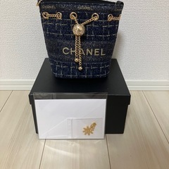 CHANEL シャネル ノベルティ 2024年クリスマスギフト ショルダーバッグの画像