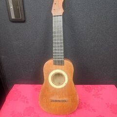 現状　小さいウクレレ　ウクレレ　ギター　サイズ約52cm ek-590y2ygの画像