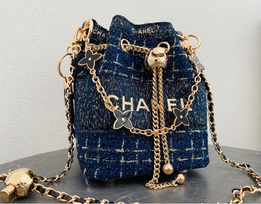 シャネル　VIPノベルティ　パール付ショルダーバック シャネル VIP ノベルティ ショルダーバッグ｜Yahoo!フリマ（旧