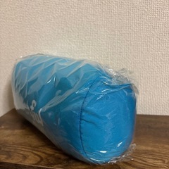 ②カラフルビーズクッション 水色の画像